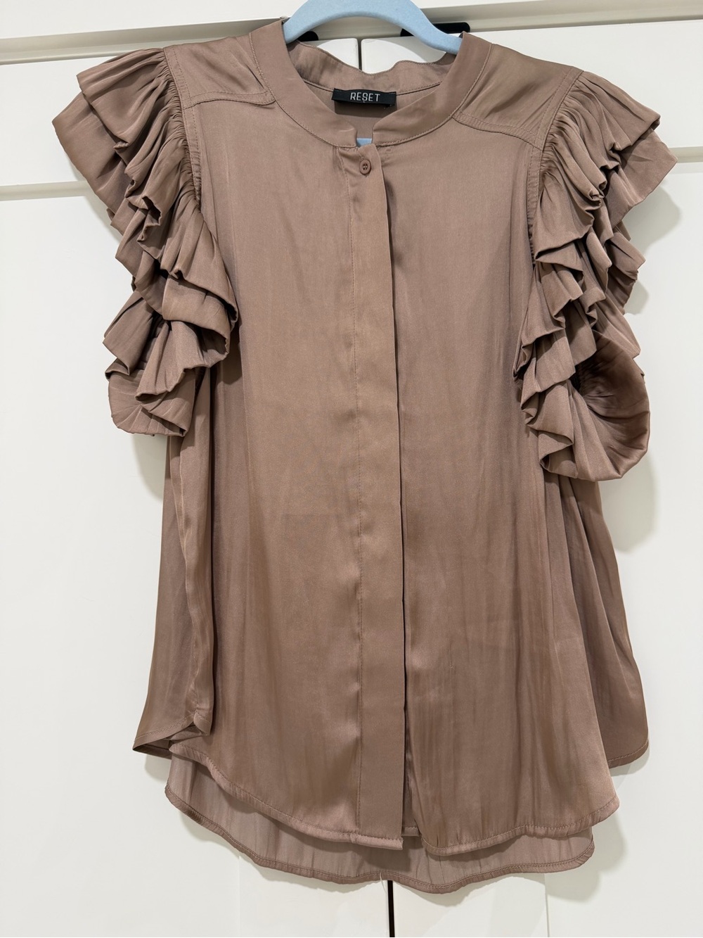 RESET Taupe Ruffle Sleeve Button Front Blouse Top Size Large